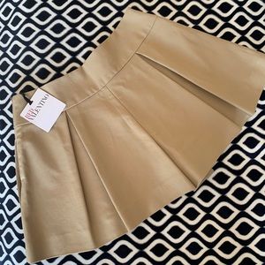 Skits Red Valentino New